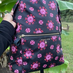 Michael Kors Kelsy Nylon LG Floral Black and Pink Backpack